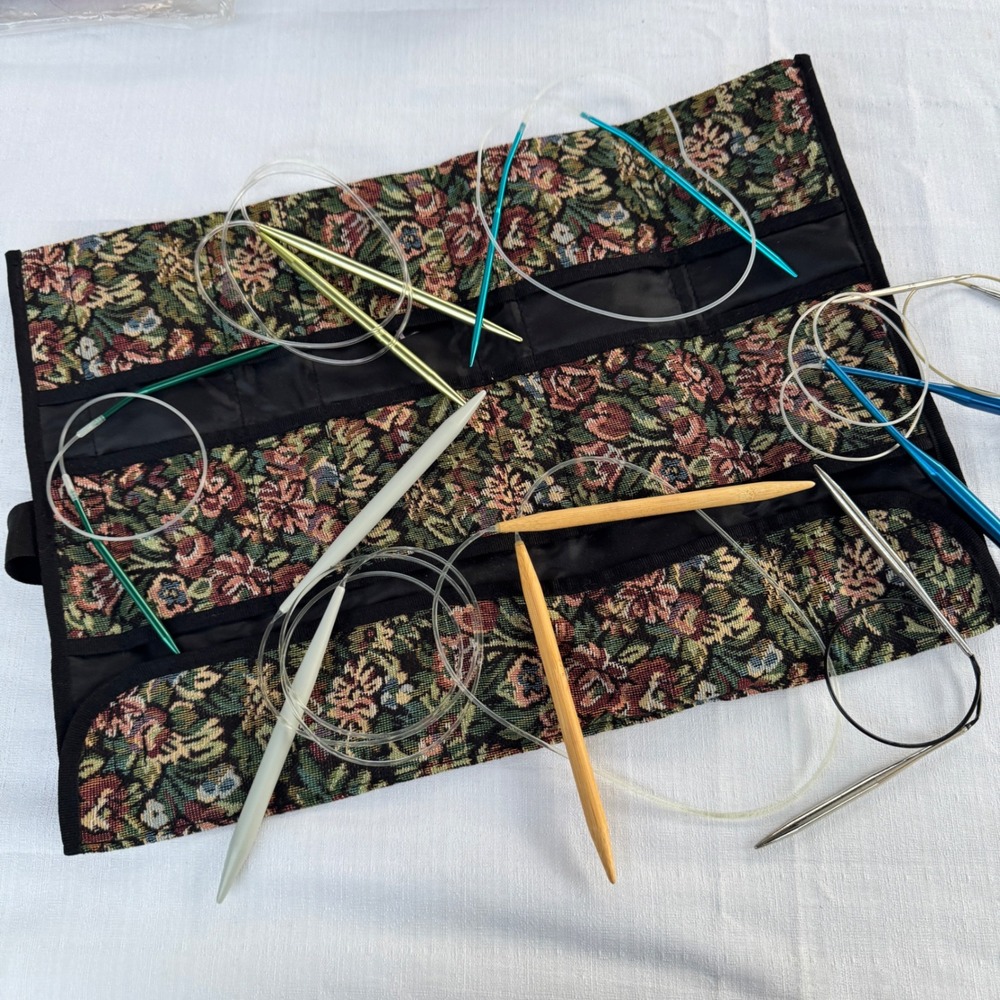 Clover LOT Circular Knitting Needles Tapestry Case Floral Vintage Bamboo Metal